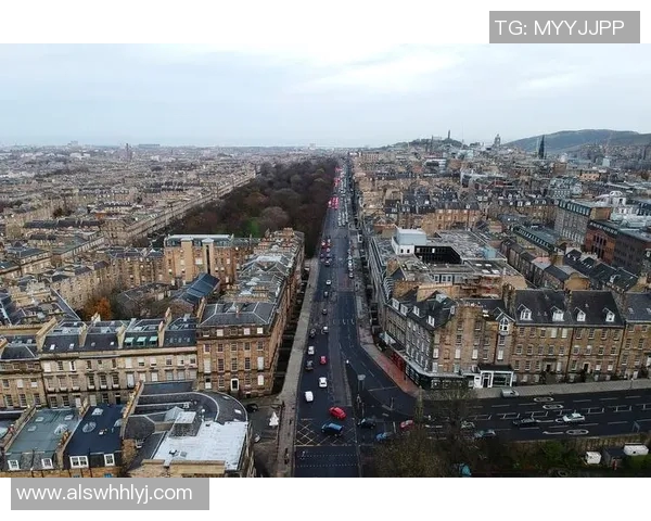 巴塞罗那城市魅力探索：文化、历史与现代生活的完美交融