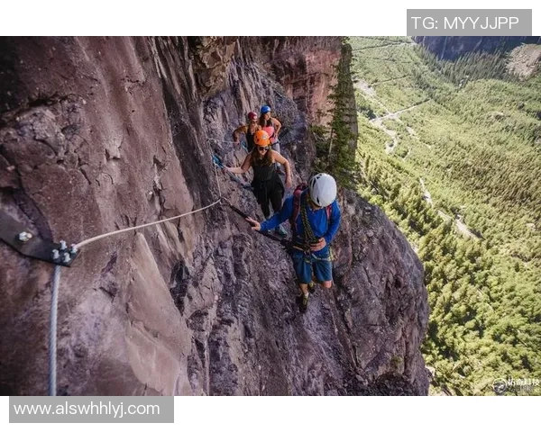 杭州攀岩队战术探讨：聚焦攀岩技术与团队协作的完美结合