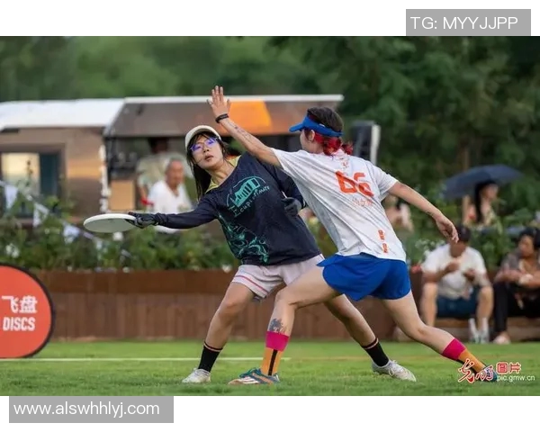 飞盘运动的魅力与挑战：深入探讨上海飞盘队的耐力训练与表现