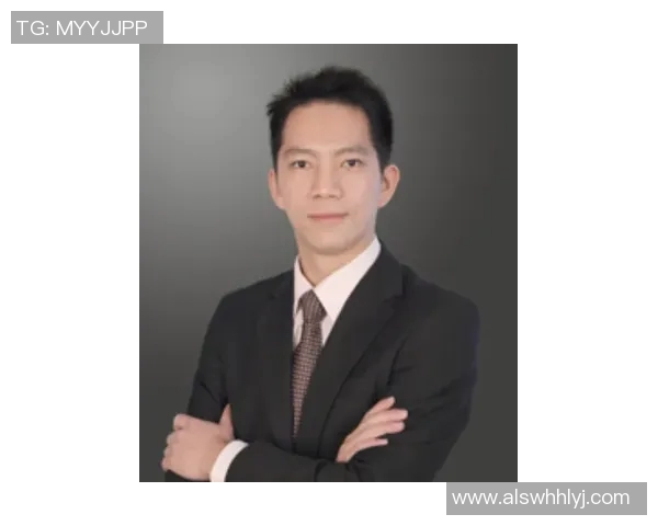 对话黄伟：揭秘和平精英职业生涯背后的故事与挑战